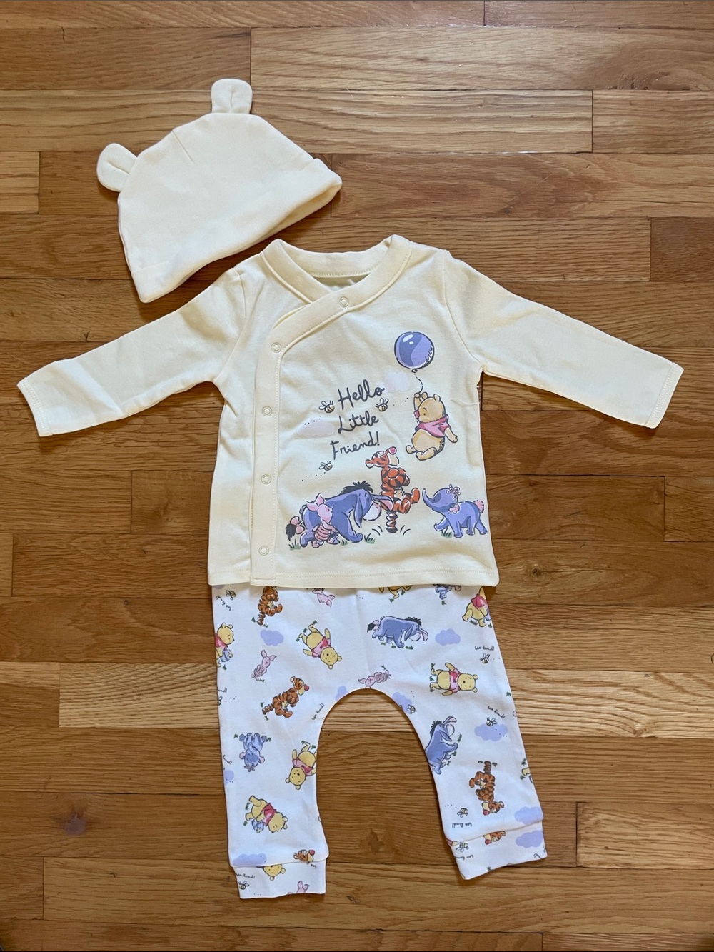 Pale Yellow Winnie the Pooh Baby 3-Piece Set with Hat - 3/6 Months